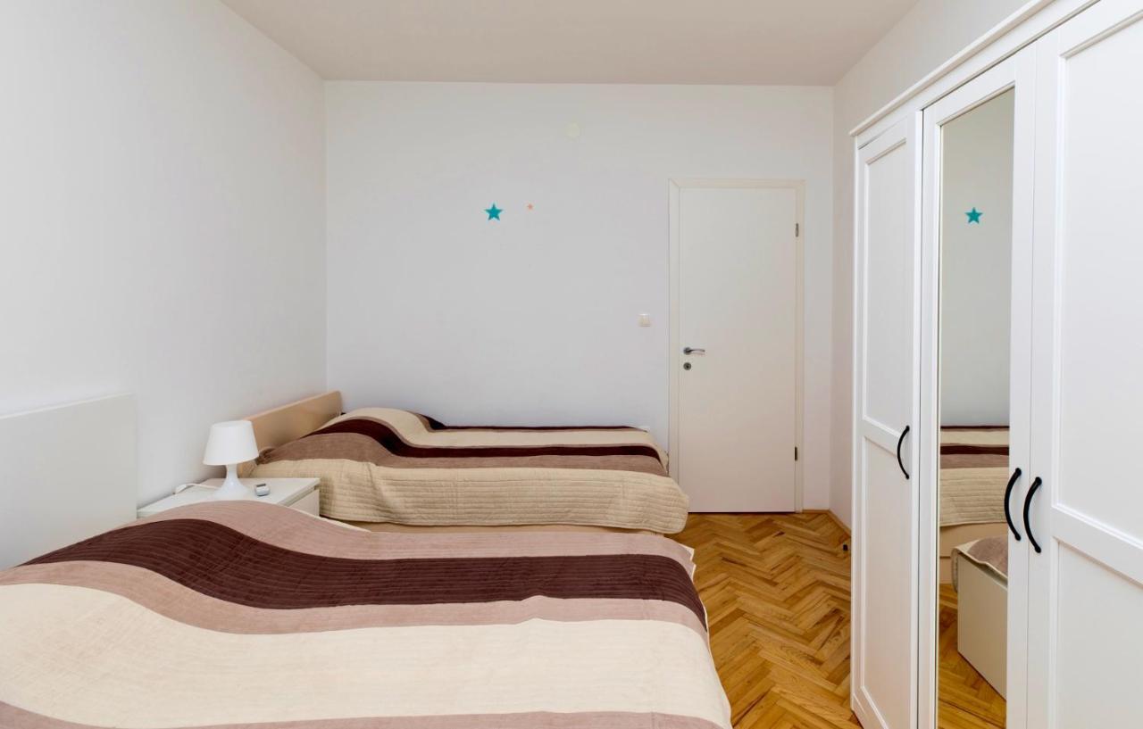 Apartments And Rooms Spiro Mimice Exterior photo