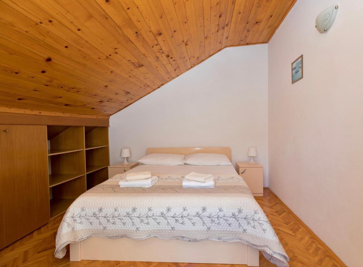 Apartments And Rooms Spiro Mimice Exterior photo